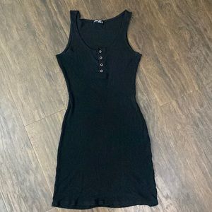 Ribbed black dress in size M.